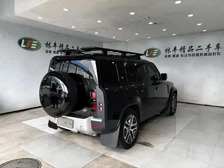 Land Rover Guard 2023 110 3.0T P400 Diablo Special Edition 5