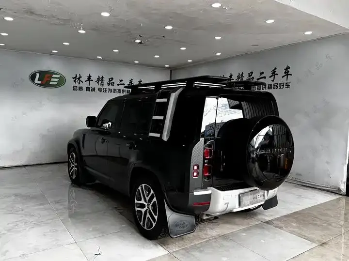 Land Rover Guard 2023 110 3.0T P400 Diablo Special Edition 7