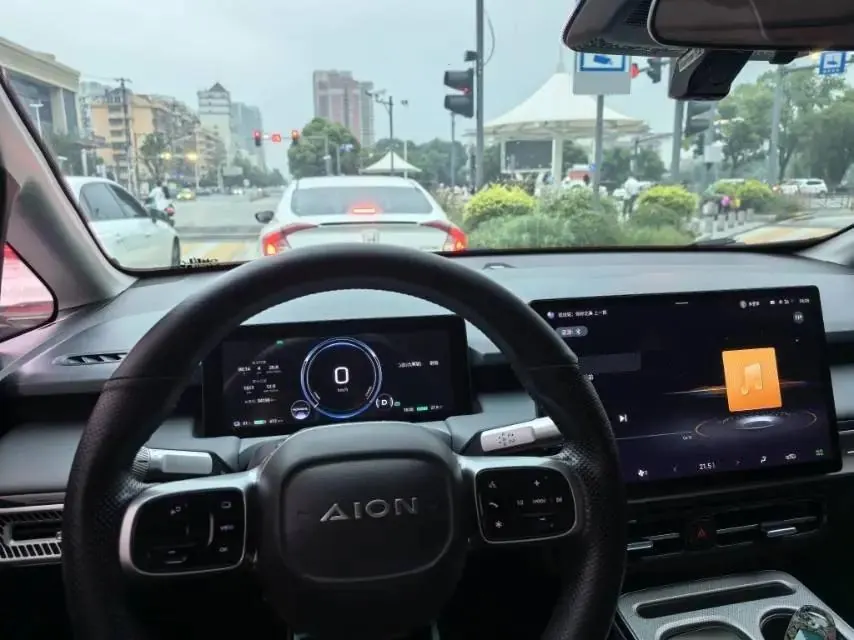 AION Y Plus 2023 70 Smart Collar Edition 5