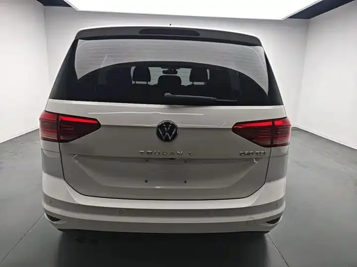 Touran 2021 Touran L 280TSI DSG Comfort Edition 7 6
