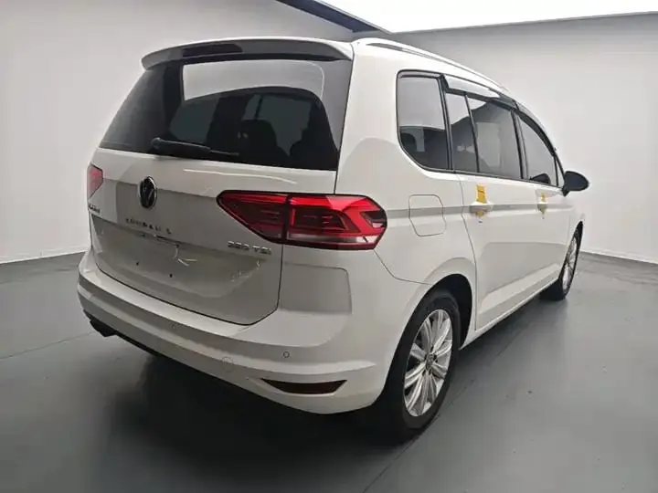 Touran 2021 Touran L 280TSI DSG Comfort Edition 7 7