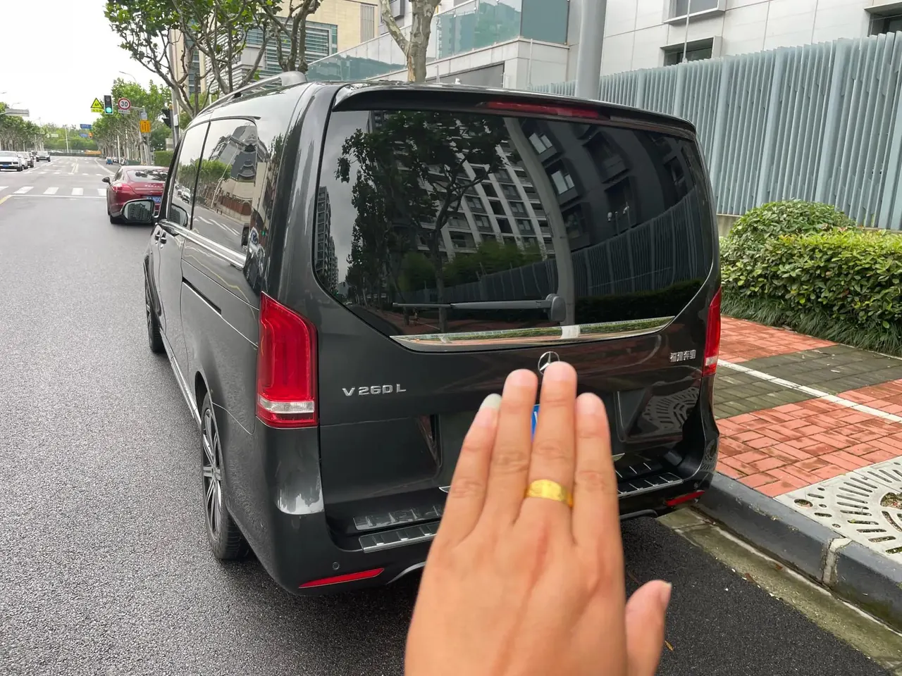 Mercedes Benz V 2022V 260 L 2.0T Deluxe Edition Automatic Gear 2