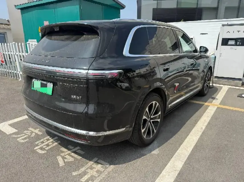 AITO 2026 AITO M7 Pure Electric Max 4-wheel Drive Edition 6 (192 Line Laser Radar) Automatic Gear 5