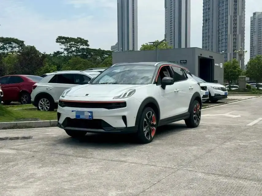 Open image lightbox: LYNK&CO 06 2023 Remix 1.5T Plus