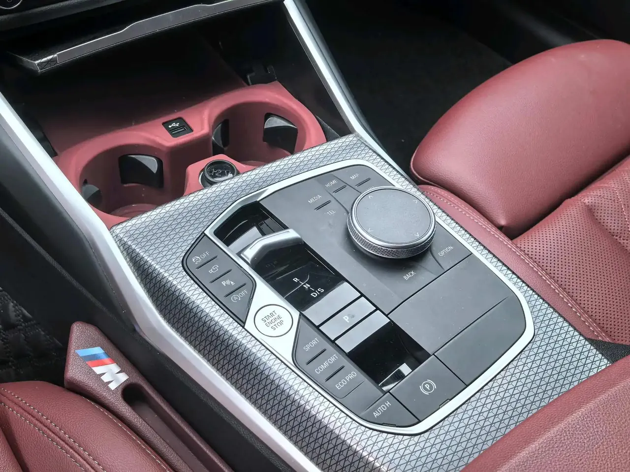 BMW 3 Series 2023 325i M Sports Night Suit 9