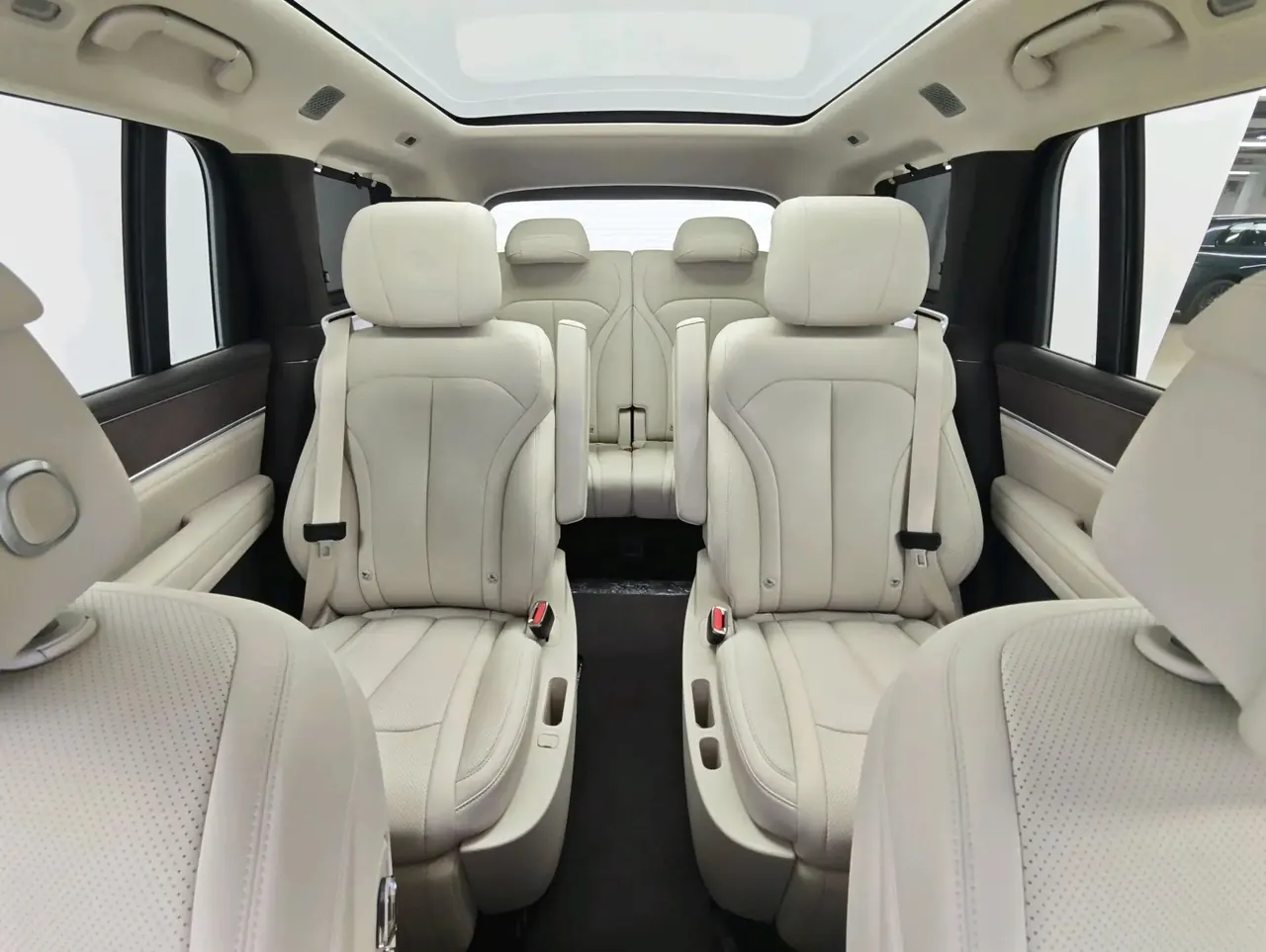 Denza 2025 model Denza N9 2.0T CVT 1300 Flagship Edition Automatic 8