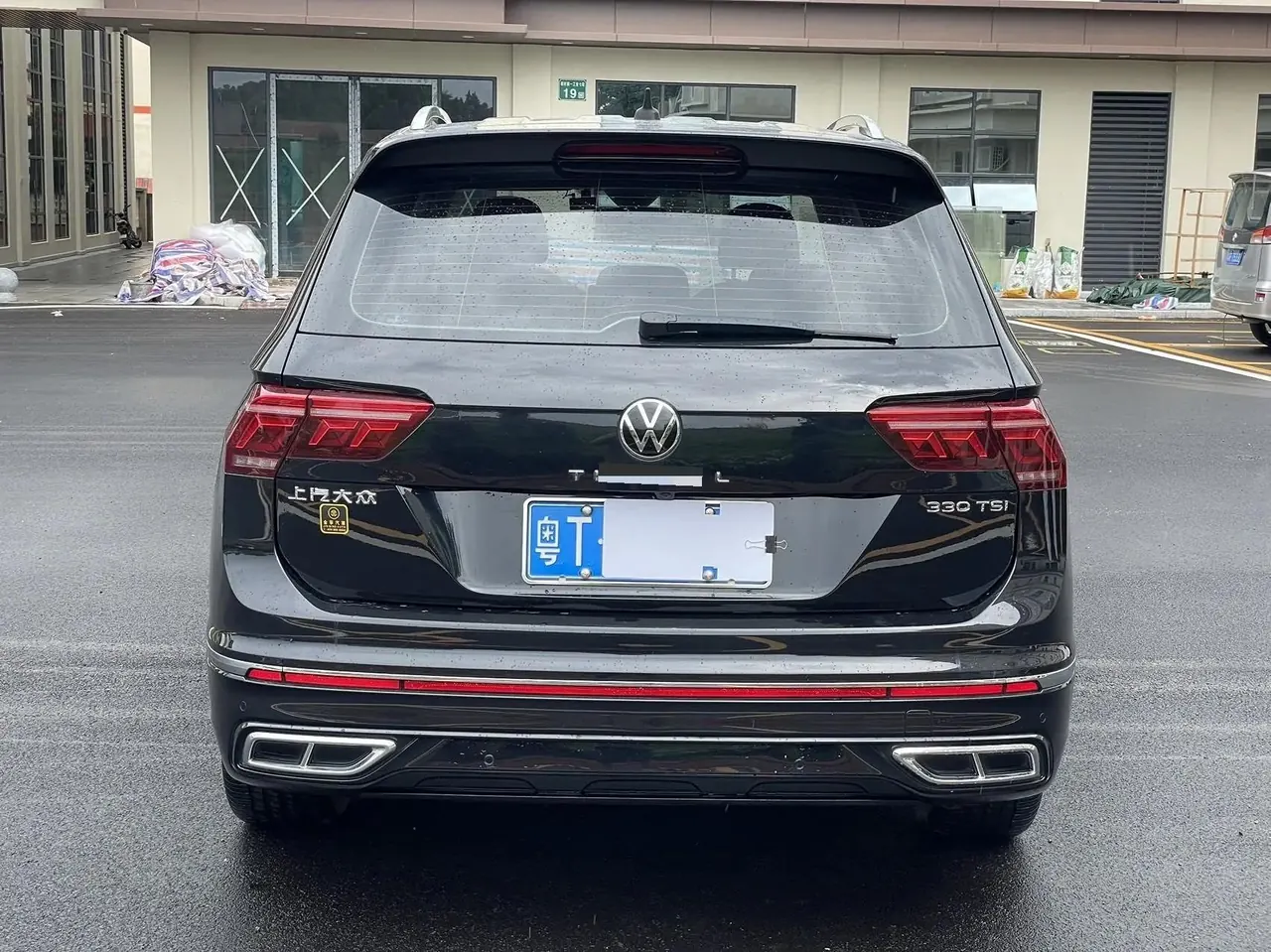 Touareg L 2022, 330 TSI, Automatic, Two‑Wheel Drive, R-Line Luxury Plus Edition 7