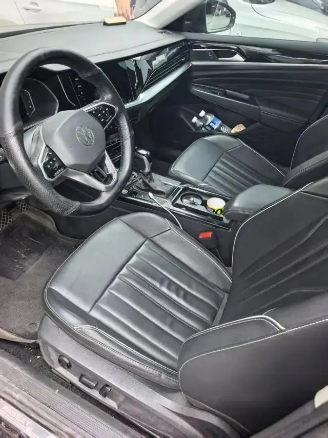 Volkswagen 2024 Passat 2.0TSI 330TSI Starry Sky Elite Edition Automatic 4