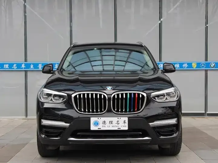 BMW X3 2021 xDrive25i Luxury Package 3