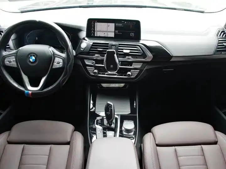 BMW X3 2021 xDrive25i Luxury Package 6