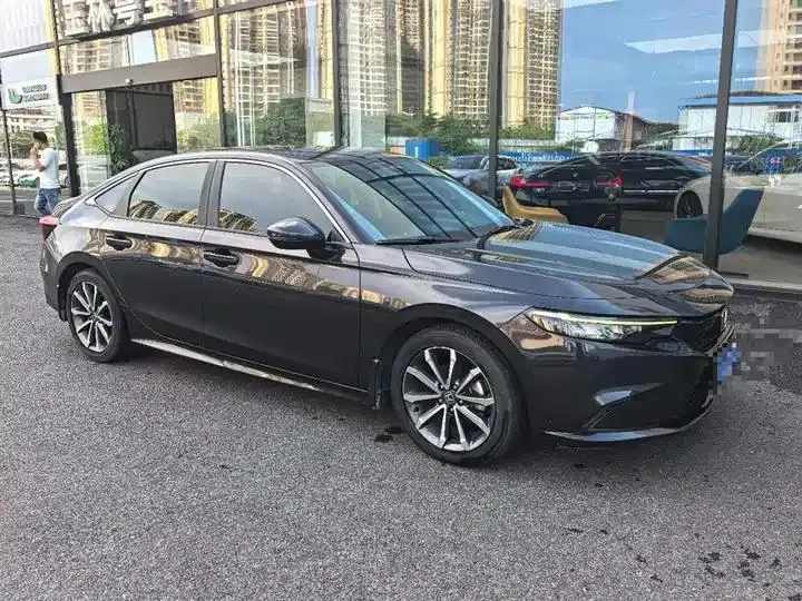 Model 2022 240TURBO CVT Deluxe Edition 3
