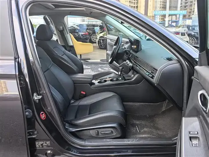 Model 2022 240TURBO CVT Deluxe Edition 4