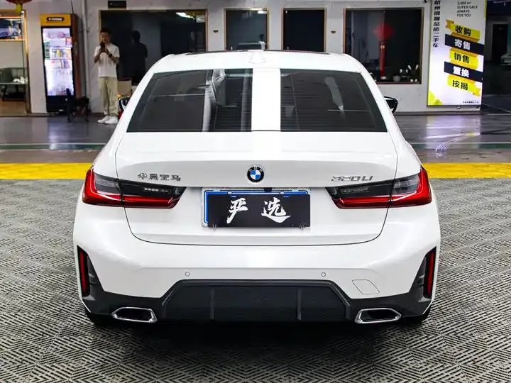 BMW 3 Series 2023 model 320Li M Sport Package 21