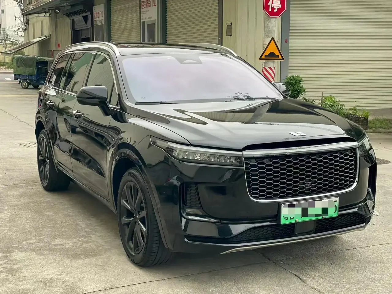 Li ONE 2021 Range-Extended 6-Seater Version 2