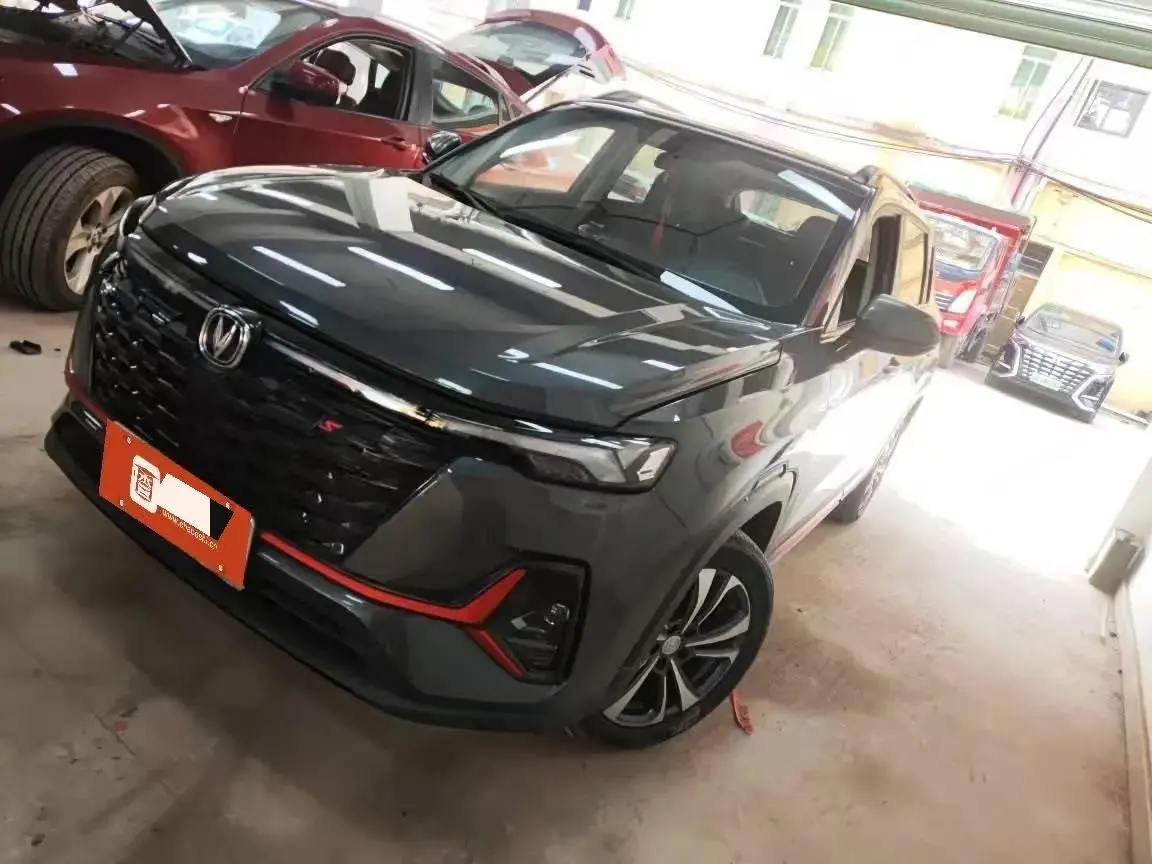 Open image lightbox: ChangAn 2023 CS35 PLUS 1.4T Enjoyment Edition Luxury Automatic