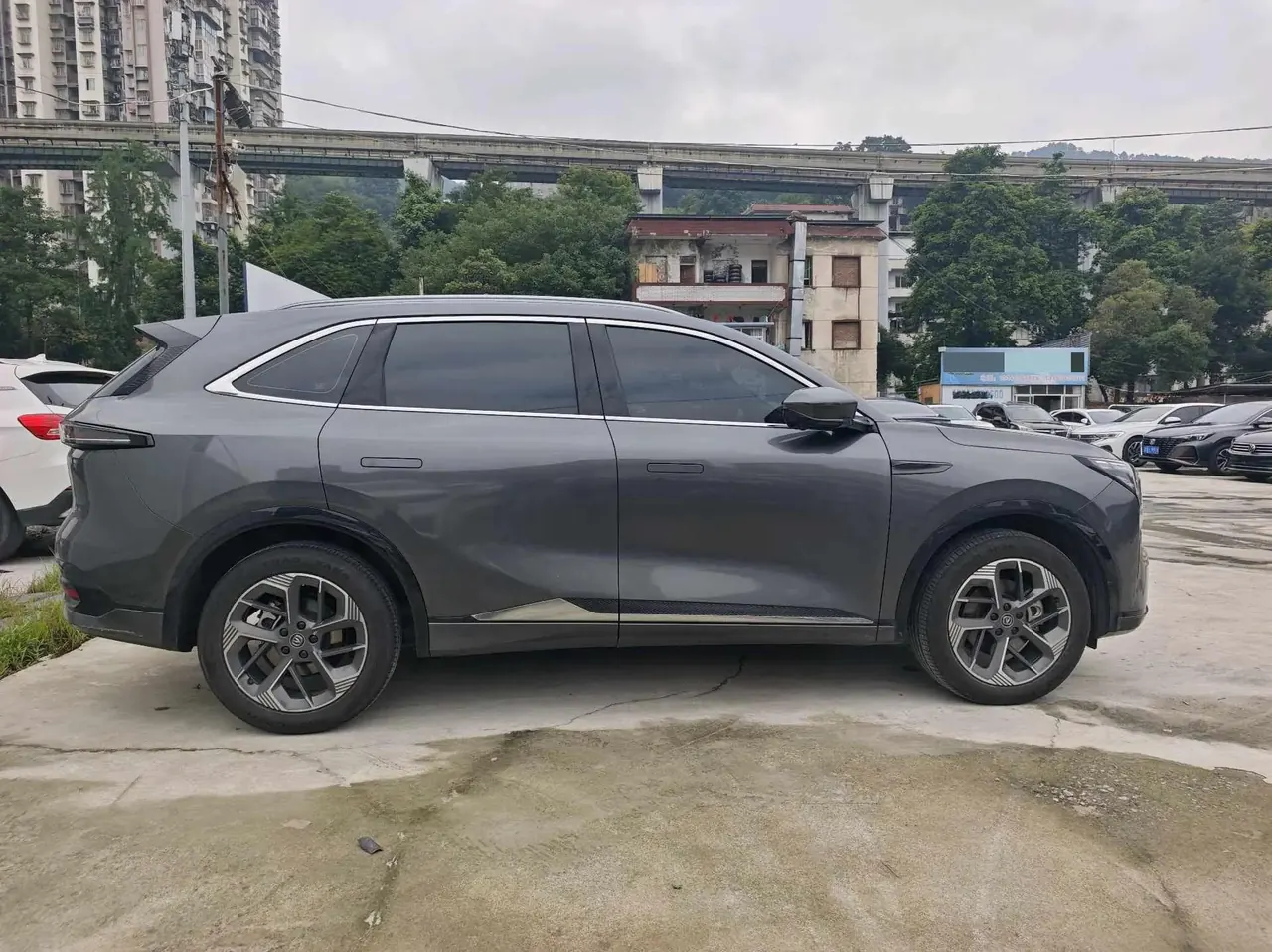 ChangAn 2025 CS75 PLUS 1.5T New Blue Whale Prestige Automatic 4