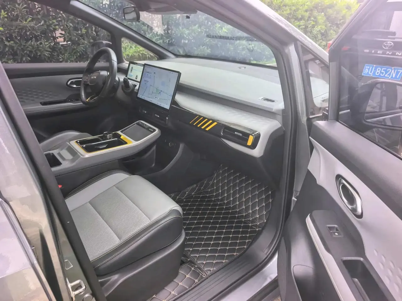AION Y 2022 70 Smart Driving Edition Lithium Iron Phosphate 6