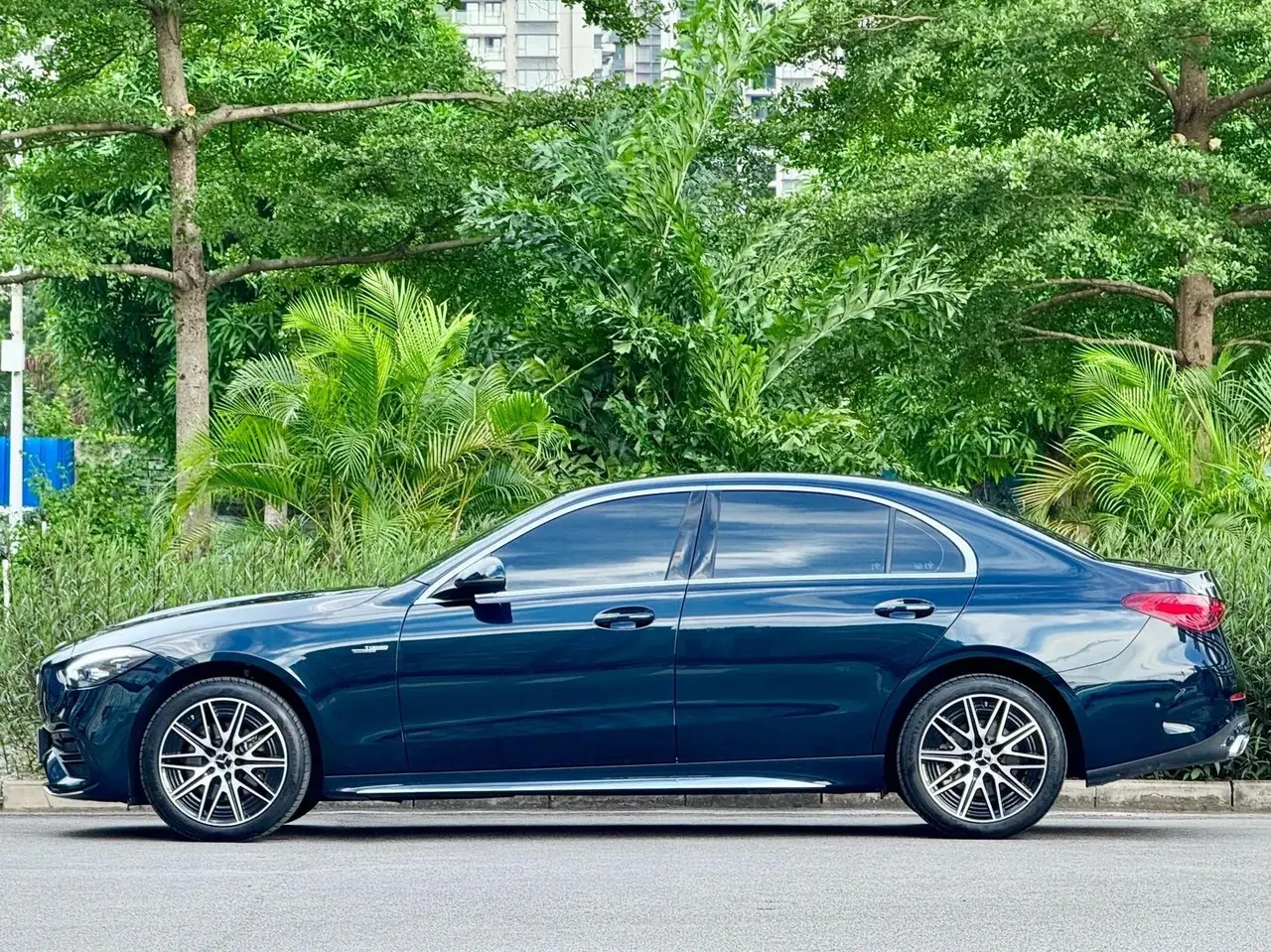 Mercedes Benz C- Class 2023 C 200 L Sport Edition 2