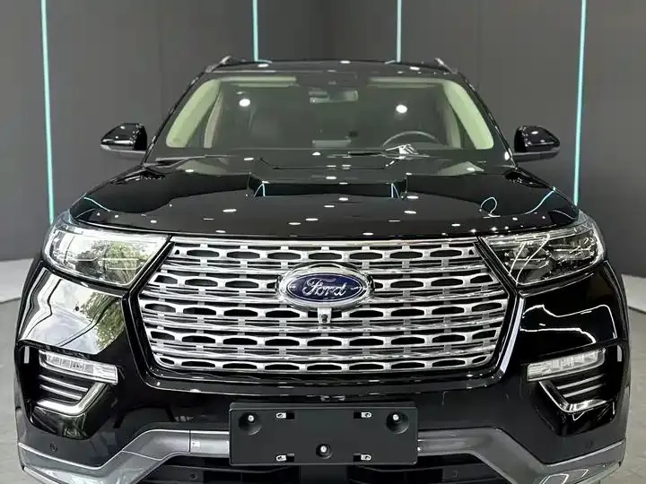 Explorer 2020 EcoBoost 285 Four-Wheel-Drive Titanium Edition, 7-Seater 2
