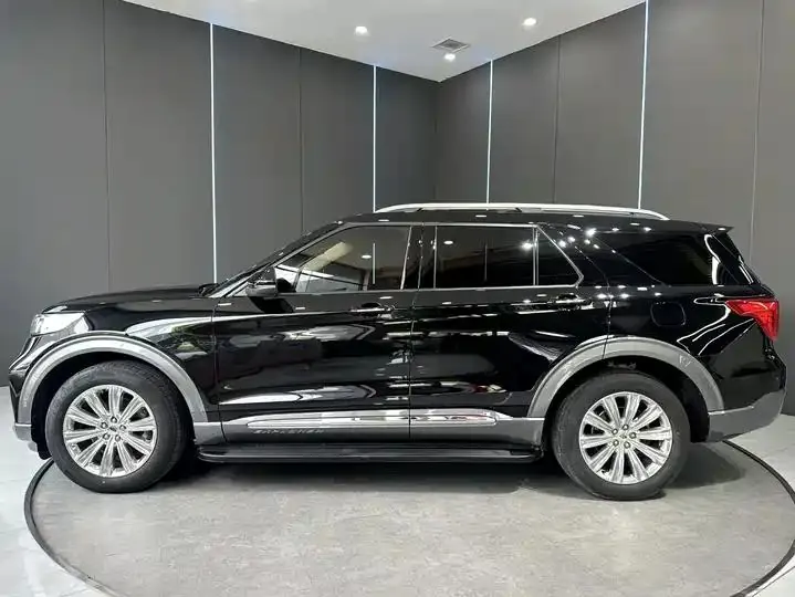 Explorer 2020 EcoBoost 285 Four-Wheel-Drive Titanium Edition, 7-Seater 4