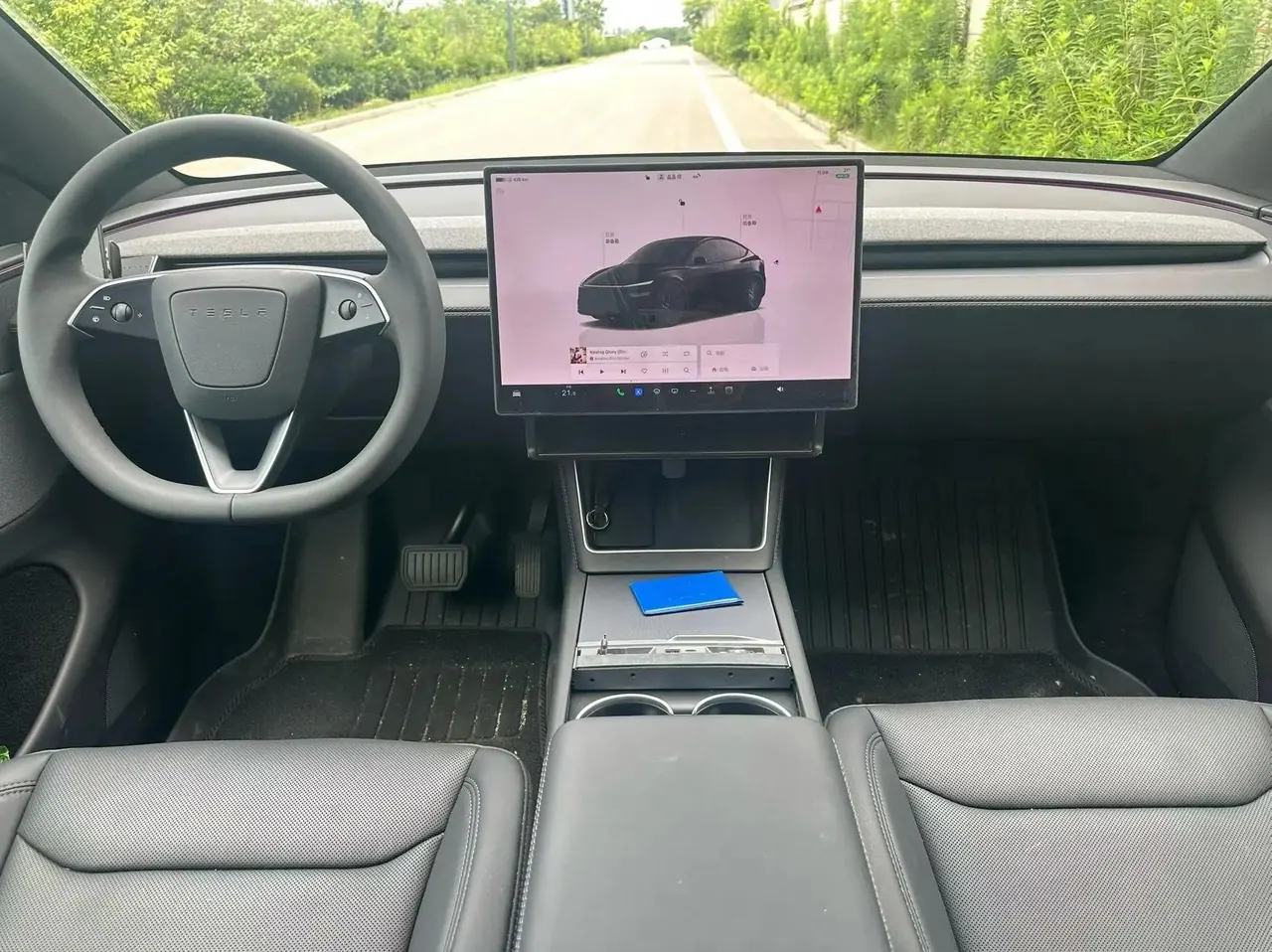 Tesla 2026 Model Y Long Range Rear-Wheel Drive (Refreshed) Automatic 4