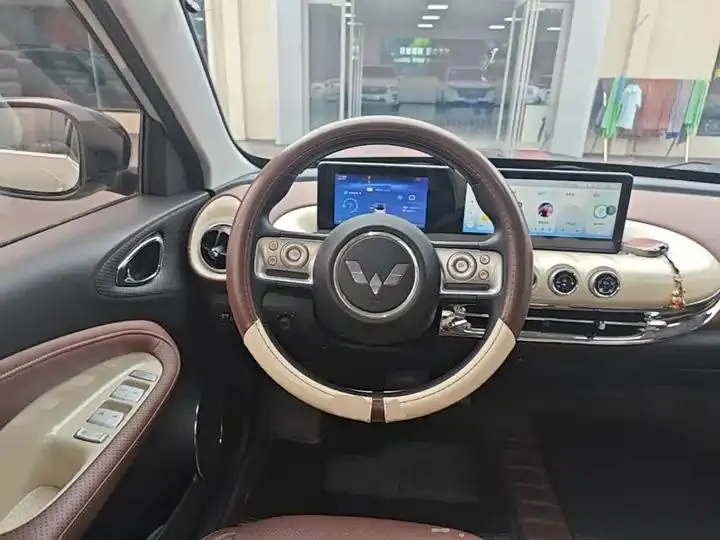 WuLing Plantronics 2023 203km Comfortable 11