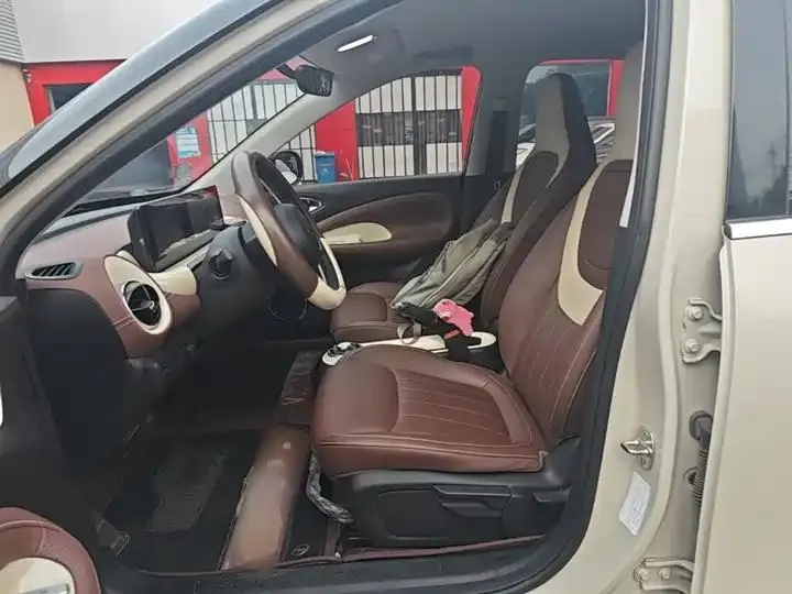 WuLing Plantronics 2023 203km Comfortable 15