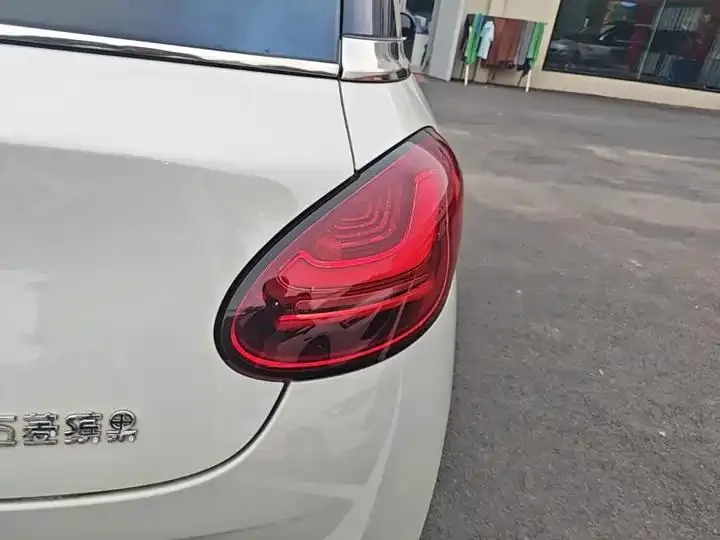 WuLing Plantronics 2023 203km Comfortable 8