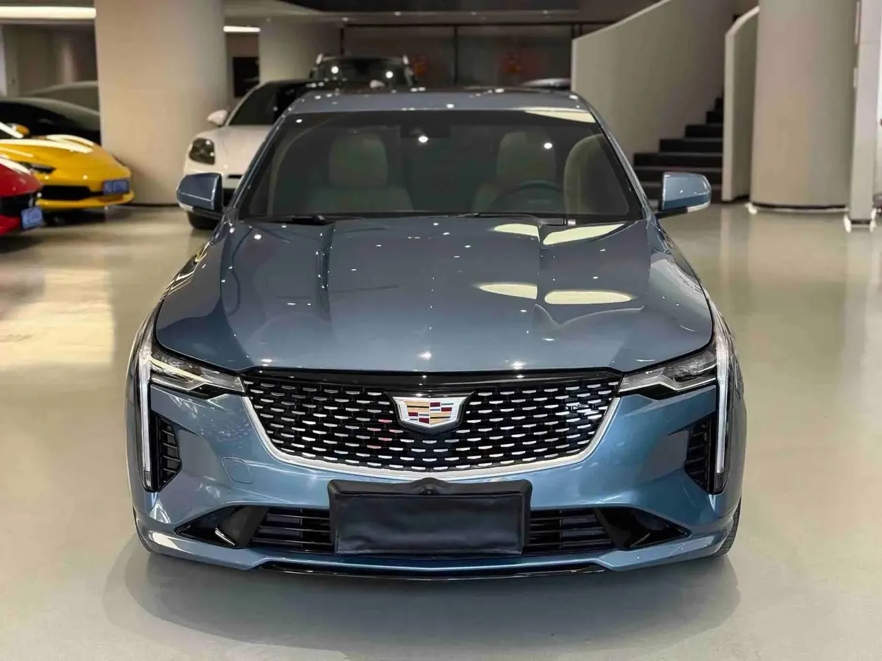 Cadillac CT4 2023 25T fashion model 2