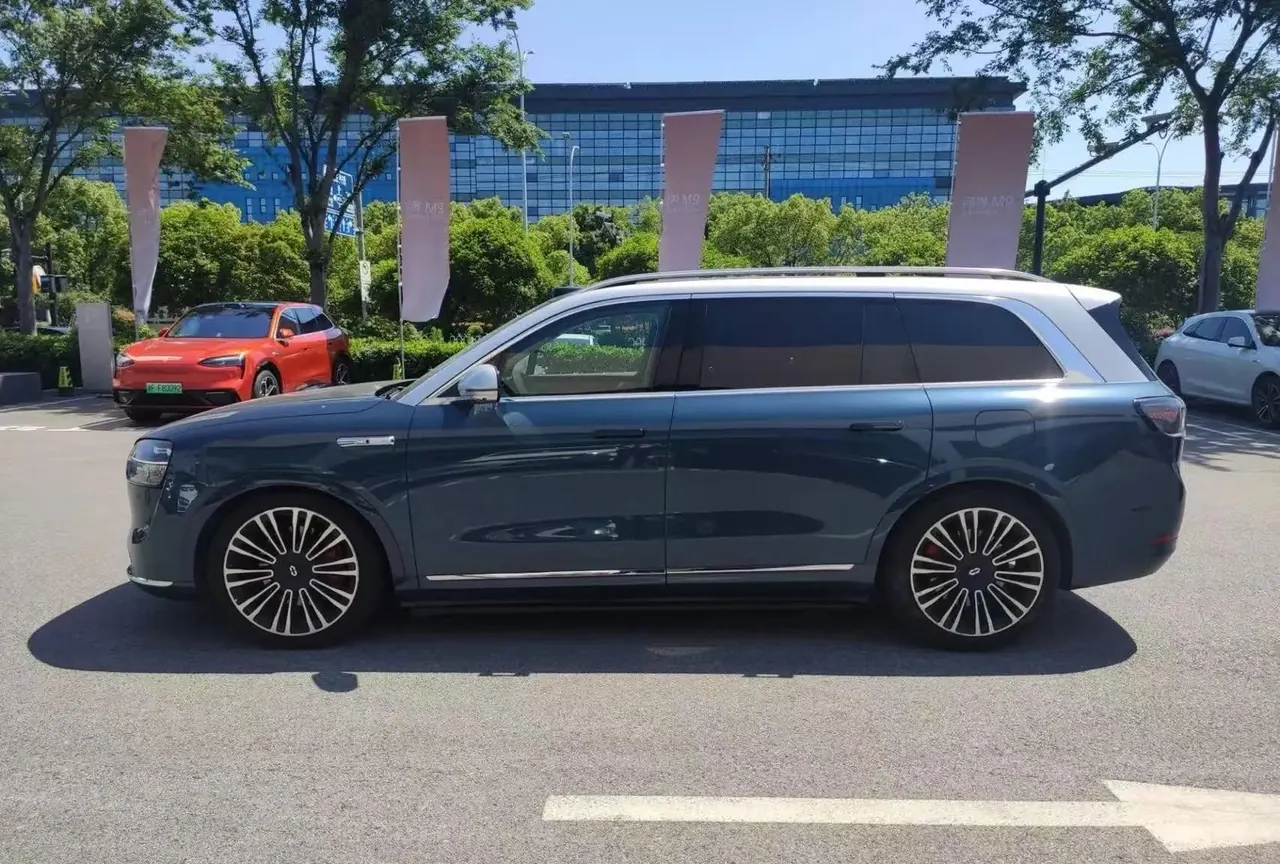 AITO M9 2024 Range-Extended Ultra Version 52kWh 4