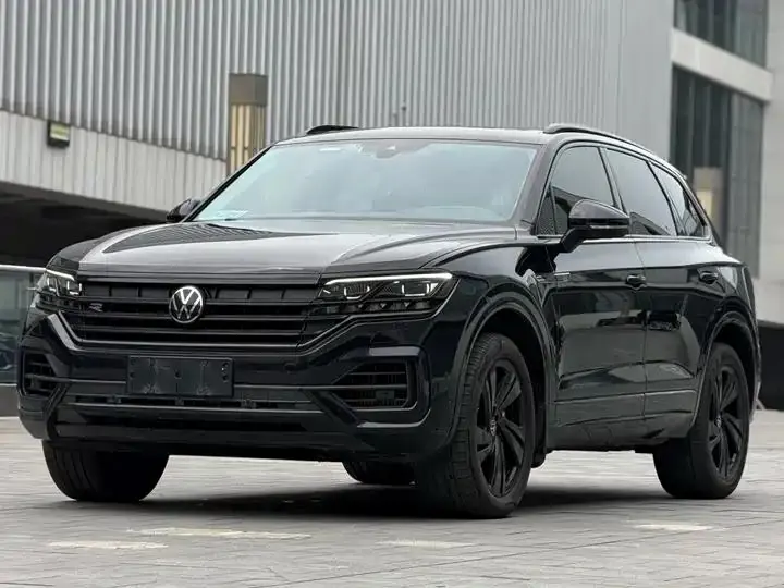Touareg 2023 3.0TSI Prestige Edition with Obsidian Black Sport Package 16