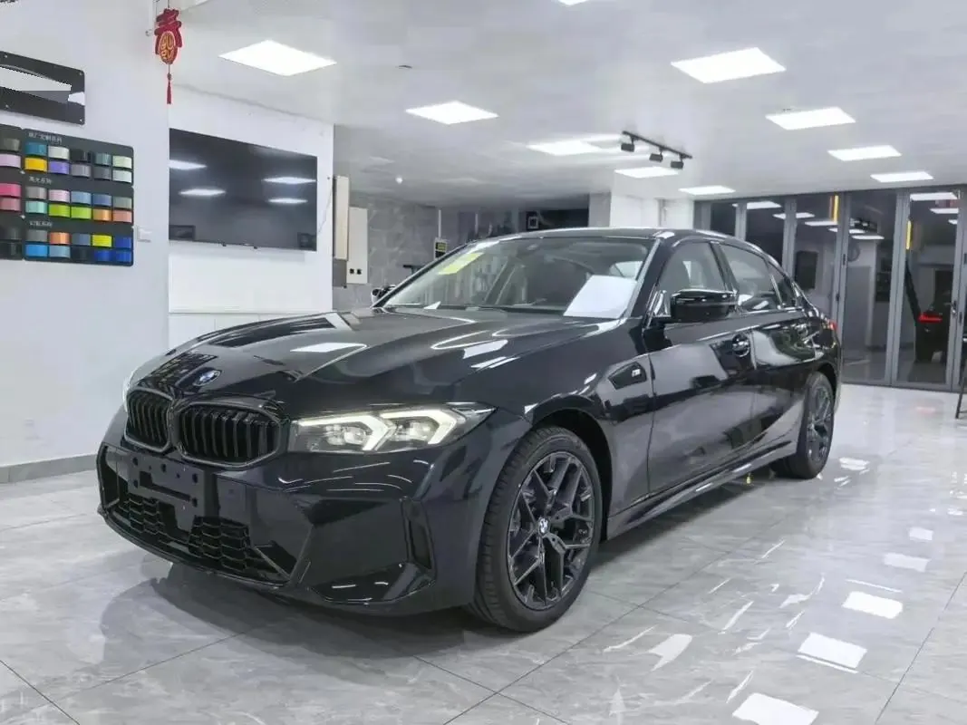 Open image lightbox: BMW 3 Series 2026 330Li 2.0T M Sports Obsidian Night Suit Automatic Gear