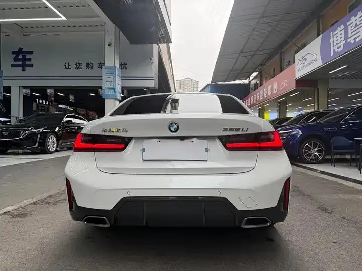 BMW 3 Series 2023 model 325Li M Sport Package 23