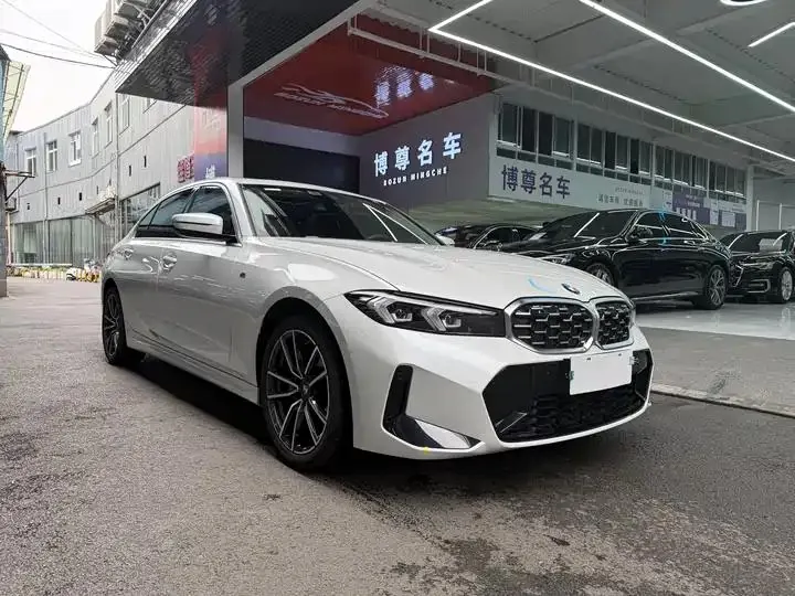 BMW 3 Series 2023 model 325Li M Sport Package 3