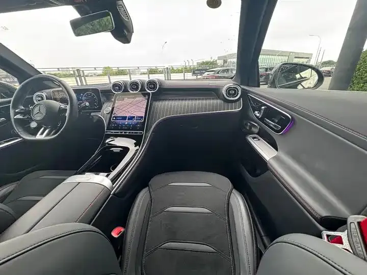 Mercedes Benz GLC AMG 2025 AMG GLC 43 4MATIC 13