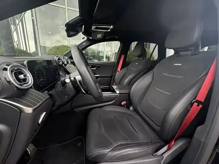 Mercedes Benz GLC AMG 2025 AMG GLC 43 4MATIC 15