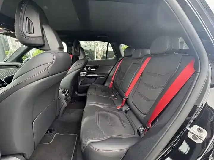 Mercedes Benz GLC AMG 2025 AMG GLC 43 4MATIC 16