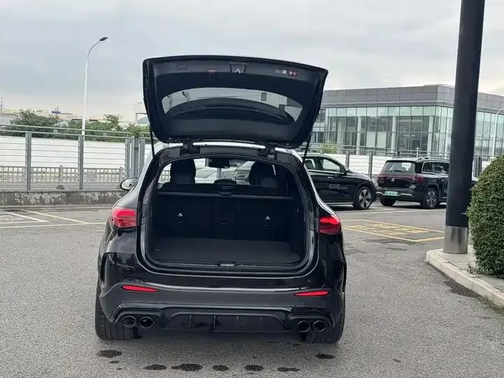 Mercedes Benz GLC AMG 2025 AMG GLC 43 4MATIC 24