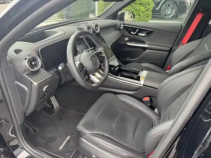 Mercedes Benz GLC AMG 2025 AMG GLC 43 4MATIC 8