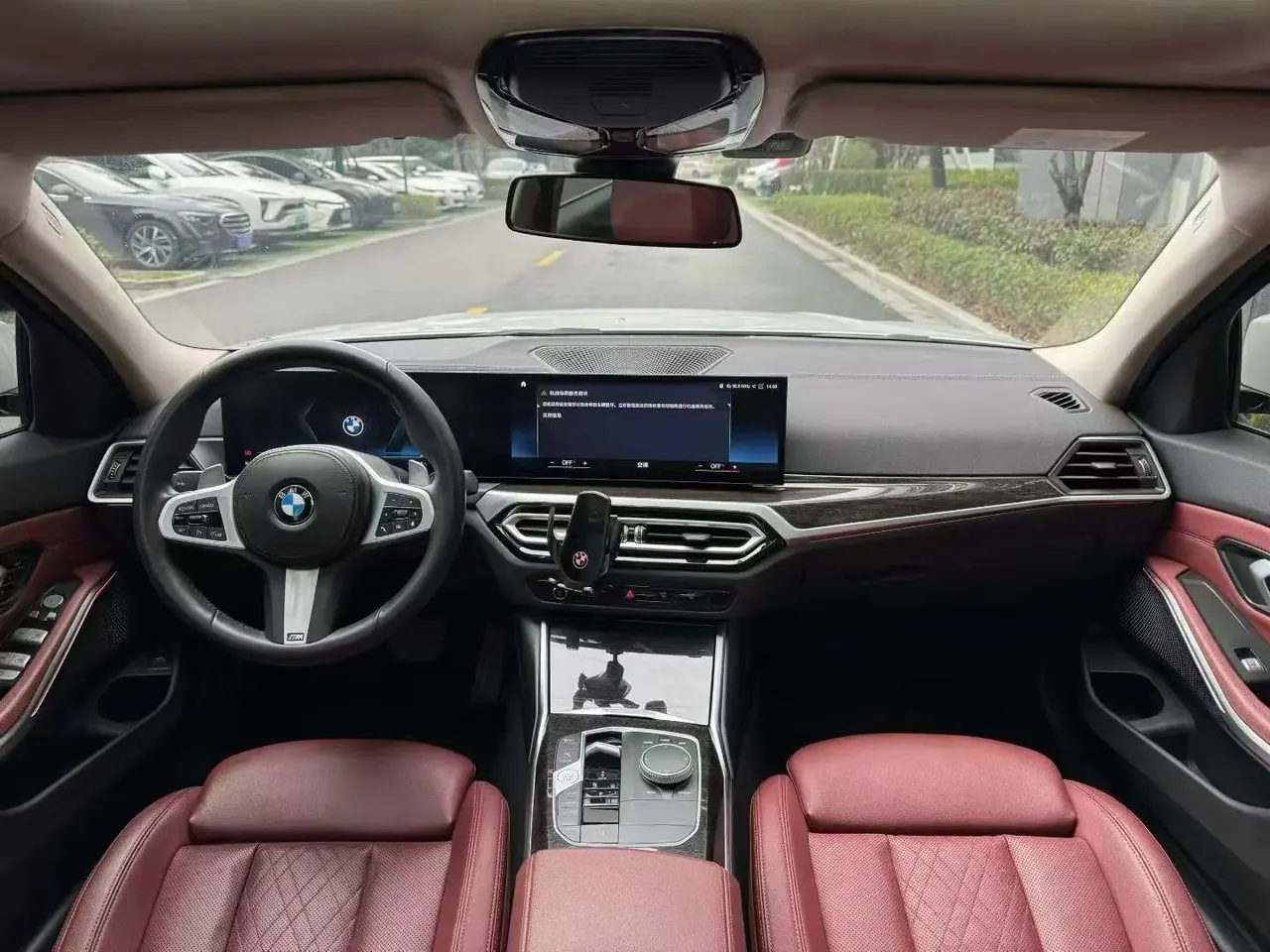 BMW 3 Series 2023 model 325Li M Sport Package 3