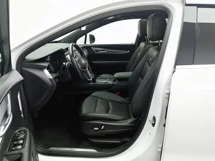 Cadillac XT5 2022 2.0T 4-wheel drive fashion model 10