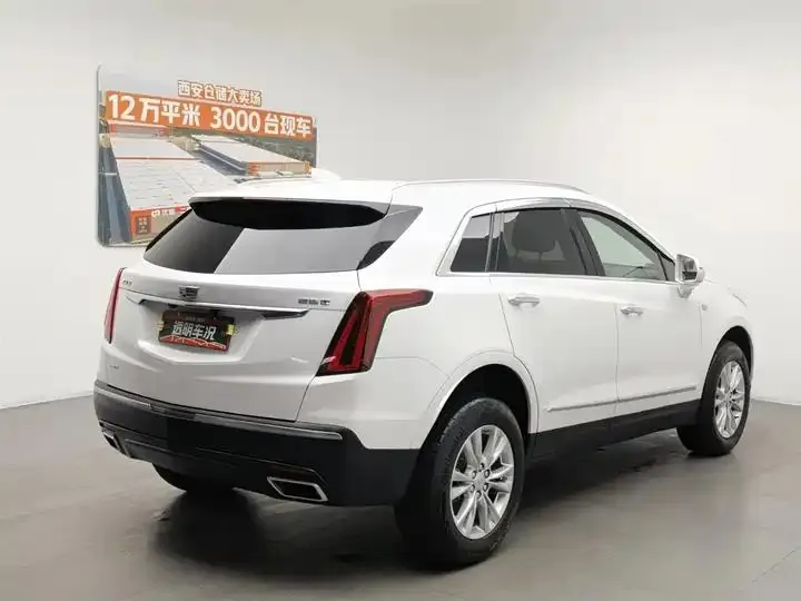 Cadillac XT5 2022 2.0T 4-wheel drive fashion model 2