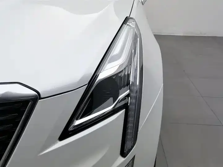 Cadillac XT5 2022 2.0T 4-wheel drive fashion model 7
