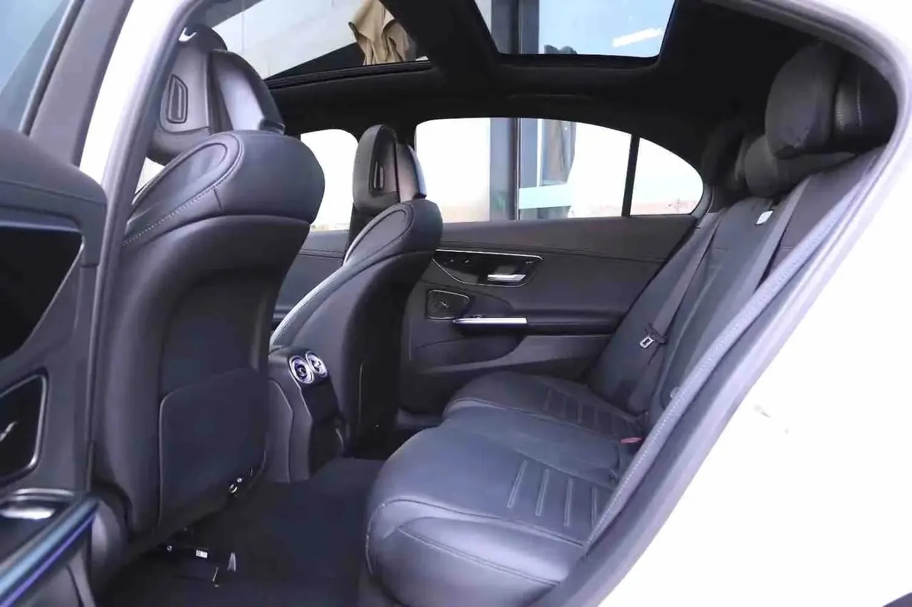 Mercedes Benz C- Class 2023 C 260 L Sport Edition 3