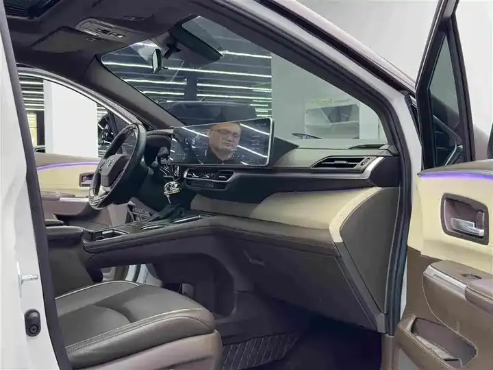 Sienna 2024, 2.5L Hybrid, Comfort Edition 10