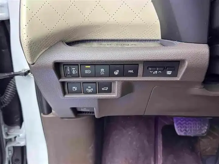 Sienna 2024, 2.5L Hybrid, Comfort Edition 19