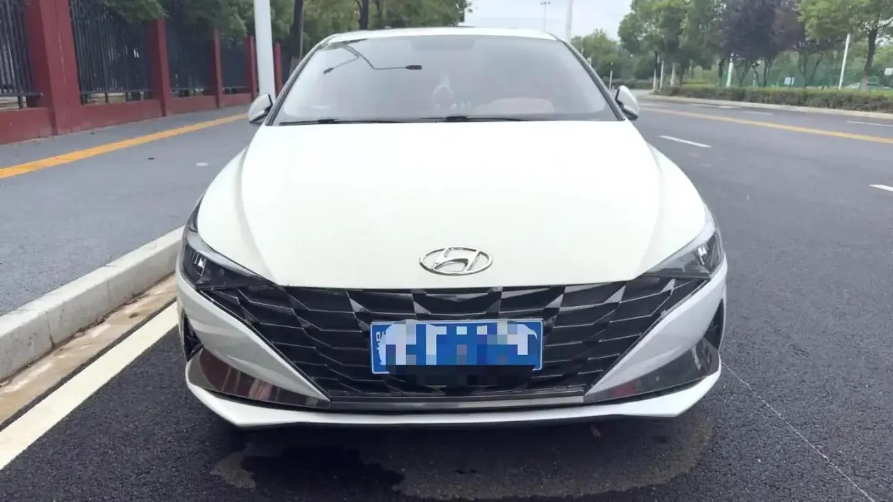 Elantra 2023 1.5L CVT GLX Elite Edition 5