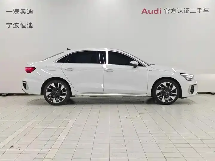 Audi A3 2022 model A3L Limousine 35 TFSI Sporty Style 3