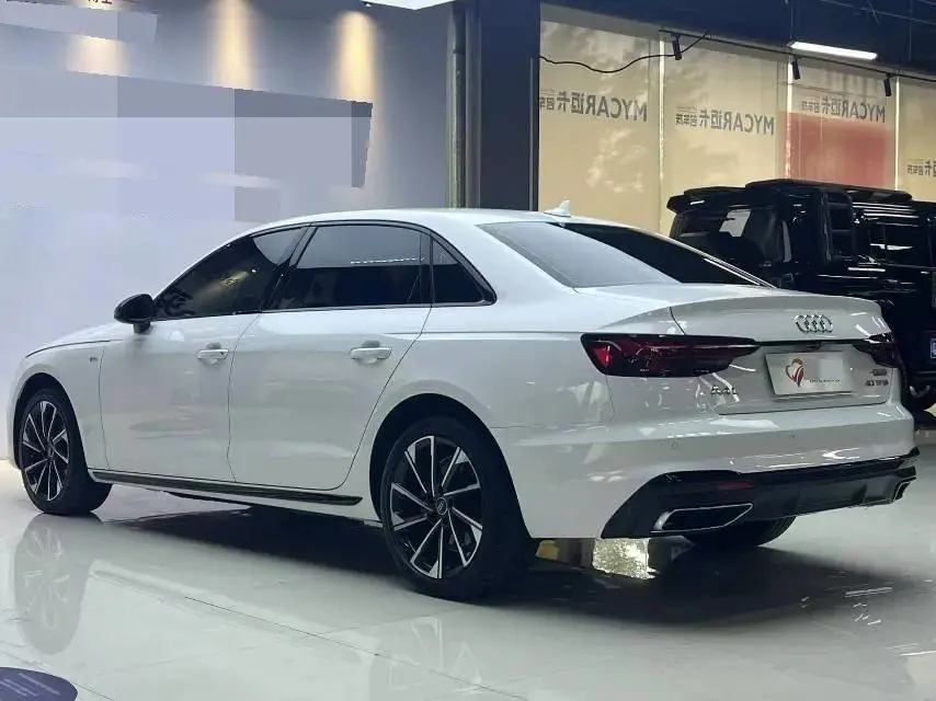 Audi A4L 2023 model, 40 TFSI Luxury Dynamic Edition 16