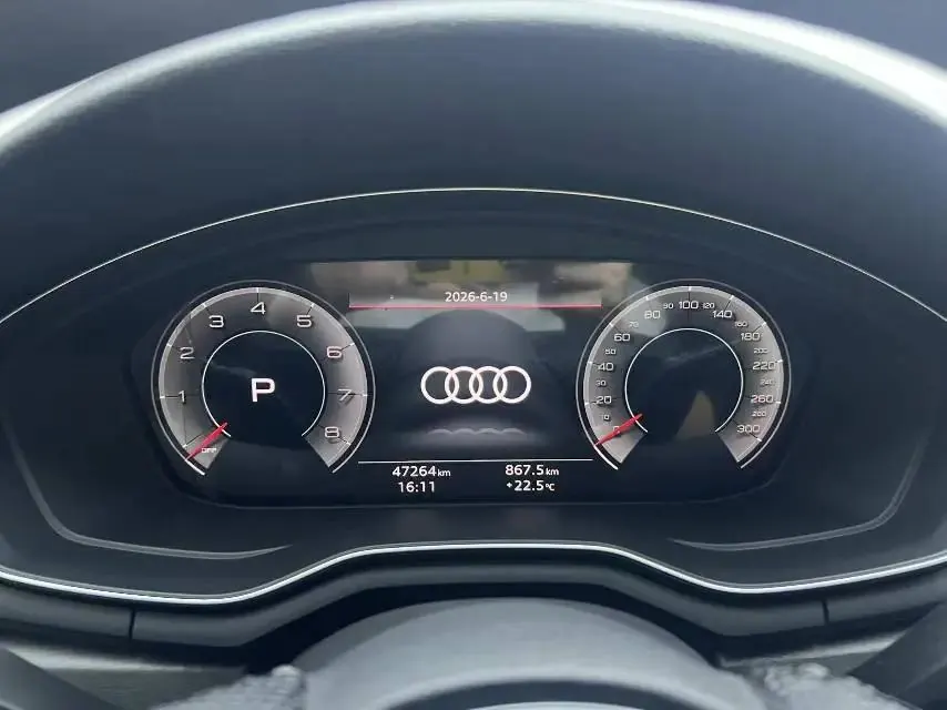 Audi A4L 2023 model, 40 TFSI Luxury Dynamic Edition 18